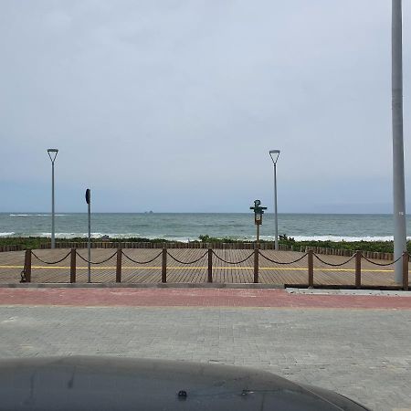 Apto Solar Da Praia Piçarras Exteriör bild